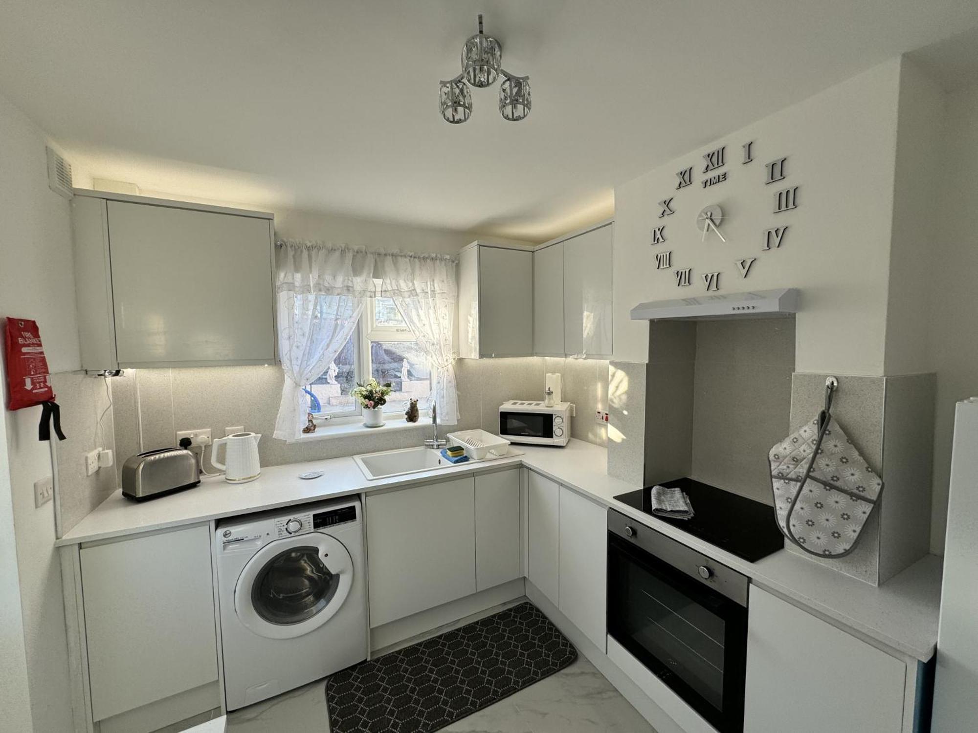 Holiday home Modern 3-bed Hideaway Near Westgate With Parking *